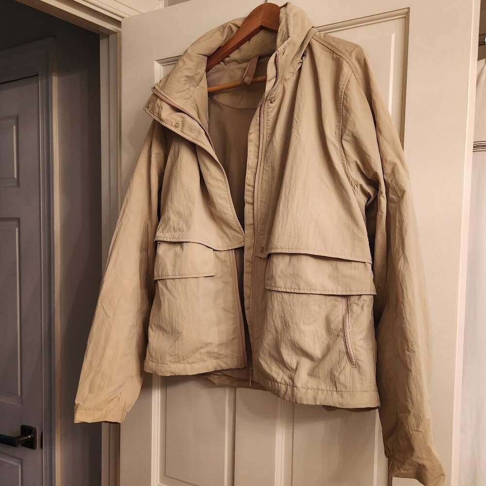 Lululemon Always Effortless Classic-Fit Jacket Beige - Size 12